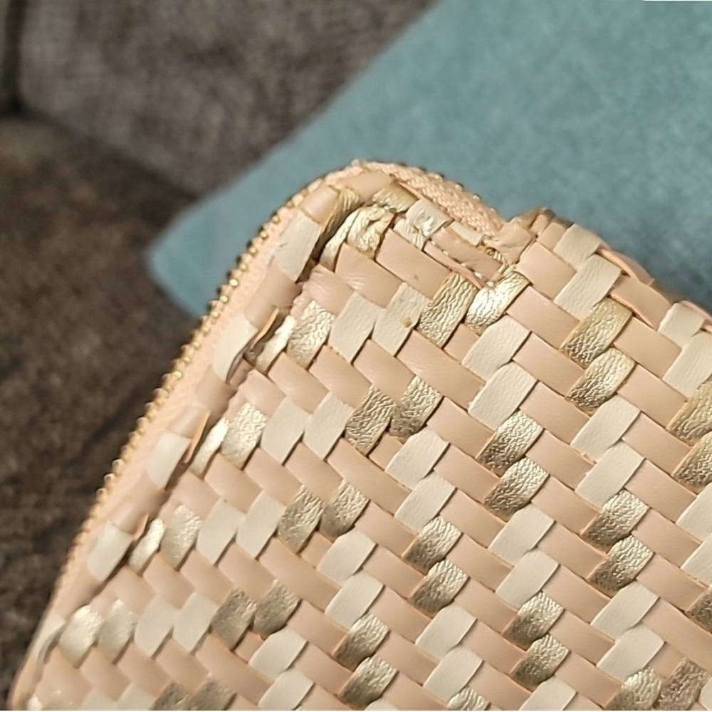 Deux Lux Metallic Woven Leather Wallet Clutch - Picture 9 of 9